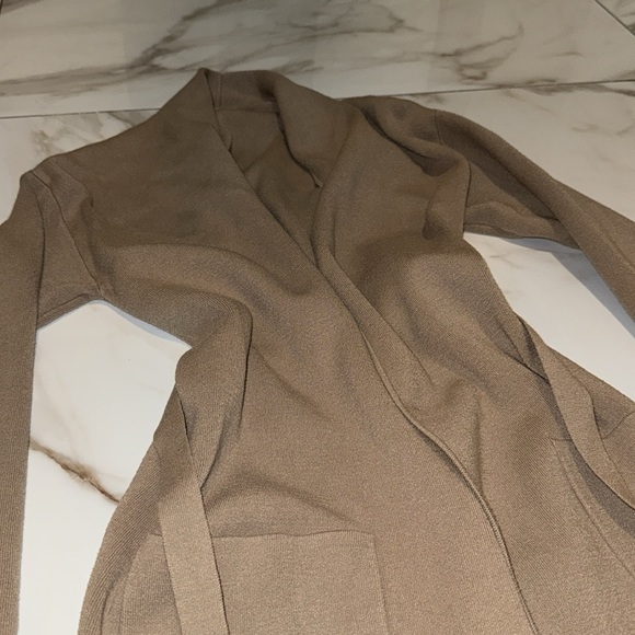 Babaton Ty Cardigan - Picture 13 of 13